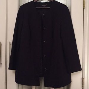 Classic cut Laura Plus collarless jacket - Sz 18